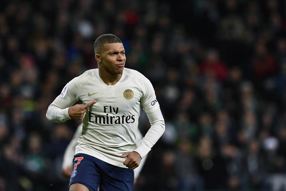 全文|苹果Q4业绩会实录：iPhone17系列在中国反响很好